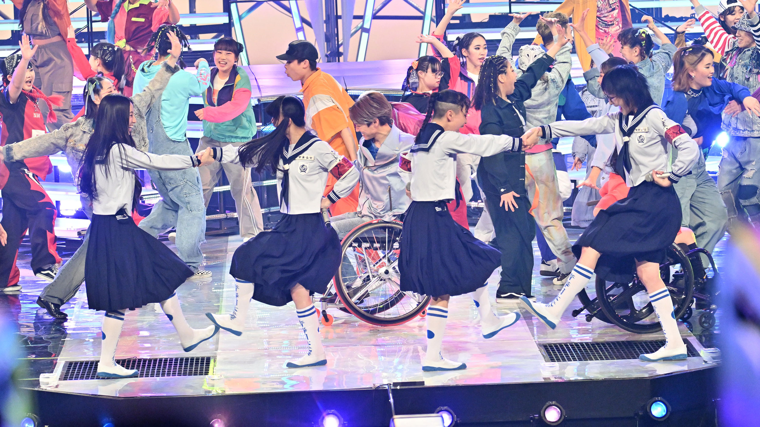 Main Visual 3